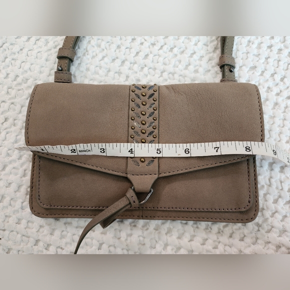 Lucky Brand Wallet Crossbody - Picture 7 of 10
